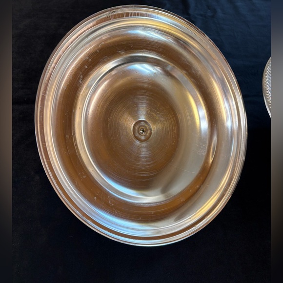 Silver Lidded Pan with Wooden Handle - Picture 6 of 12